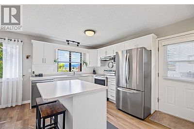475 Holbrook East Court Kelowna Photo 14 475 Holbrook East Court Kelowna Photo 14