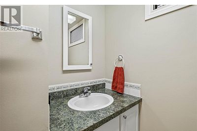 475 Holbrook East Court Kelowna Photo 33 475 Holbrook East Court Kelowna Photo 33