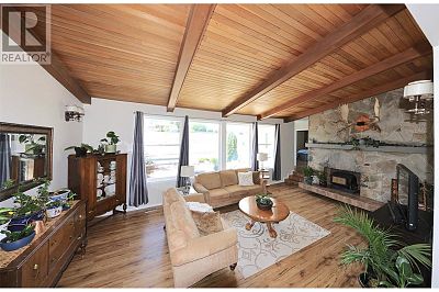 2335 Scenic Road Kelowna Photo 5