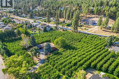 4977 Elliott Avenue Peachland Photo 1